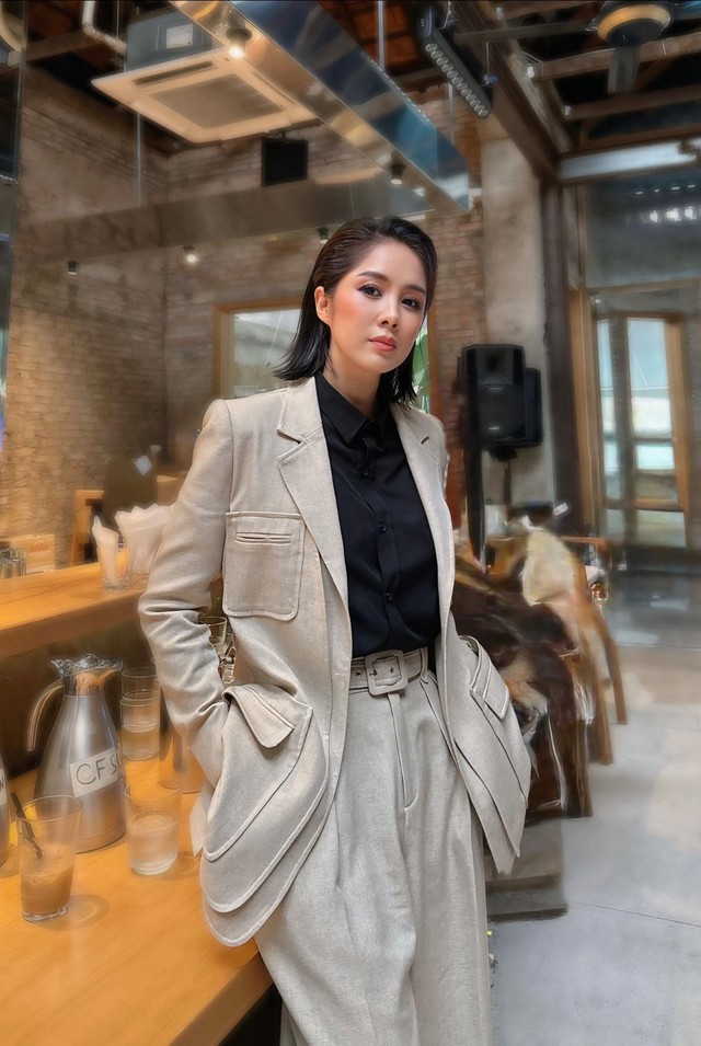 Mỹ nh&acirc;n Việt thăng hạng nhan sắc đỉnh nhất 2025: Giảm 30kg g&acirc;y sốc MXH, nh&igrave;n trẻ hơn cả chồng k&eacute;m 7 tuổi- Ảnh 6.