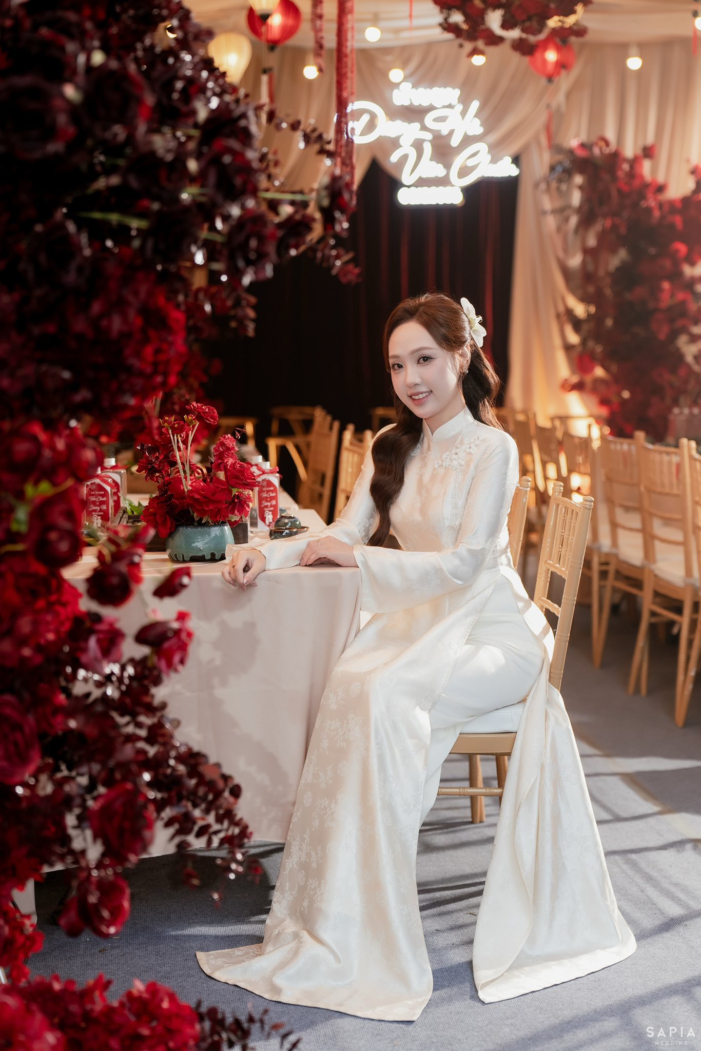 Visual s&aacute;ng bừng của nữ thạc sĩ cưới thủ m&ocirc;n U23 Việt Nam- Ảnh 4.