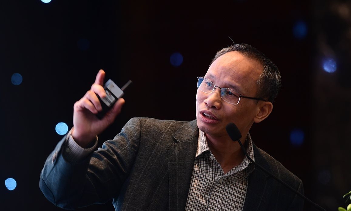 TS. Cấn Văn Lực: Gi&aacute; nh&agrave; đất ở mức cao do 6 nguy&ecirc;n nh&acirc;n, trong đ&oacute; c&oacute; t&igrave;nh trạng "thổi" gi&aacute; v&agrave; đầu cơ phổ biến - Ảnh 1.