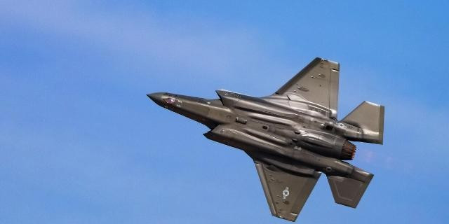 Phần Lan trang bị F - 35 với t&ecirc;n lửa AIM - 120 D3 tăng cường sức mạnh Quốc ph&ograve;ng - Ảnh 1.