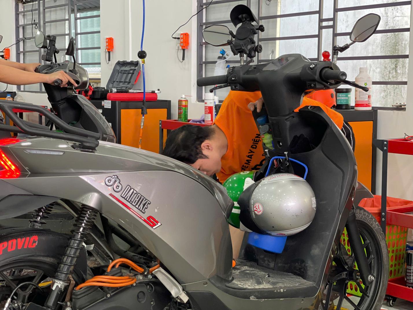 Sau qu&atilde;ng đường vận h&agrave;nh &ldquo;gần 10 năm&rdquo;, xe điện Dat Bike c&ograve;n giữ phong độ? - Ảnh 4.