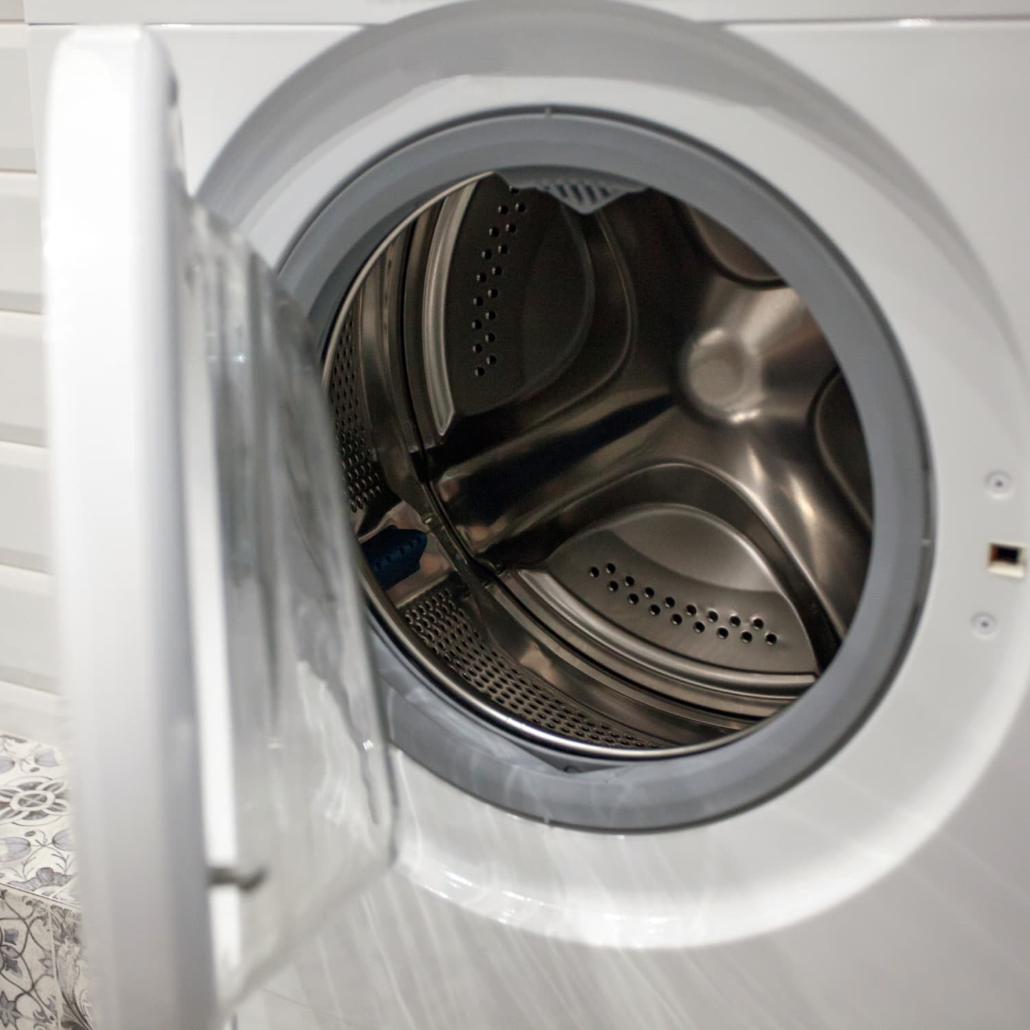 M&aacute;y giặt dễ trở th&agrave;nh &ldquo;ổ&rdquo; vi khuẩn, nấm mốc chỉ v&igrave; th&oacute;i quen n&agrave;y - Ảnh 2.