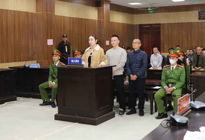 Tuy&ecirc;n &aacute;n vợ chồng đại ca giang hồ Vi ngộ về tội trốn thuế tại Thanh H&oacute;a - Ảnh 2.