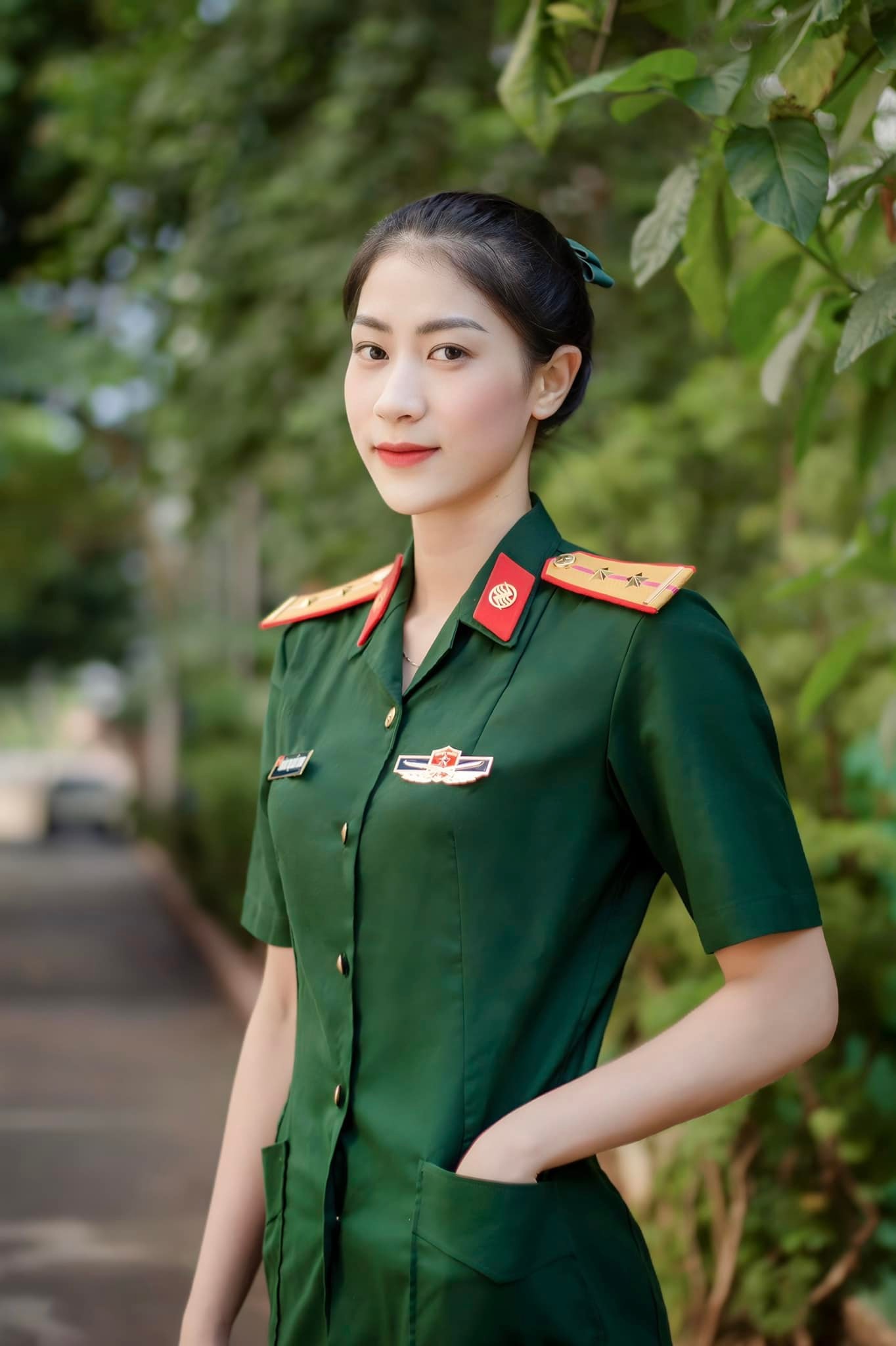 Hoa kh&ocirc;i b&oacute;ng chuyền mang h&agrave;m Đại u&yacute; g&acirc;y sốt với ảnh tổng kết 2025: Visual xinh đẹp, th&agrave;nh t&iacute;ch cực "khủng"! - Ảnh 2.