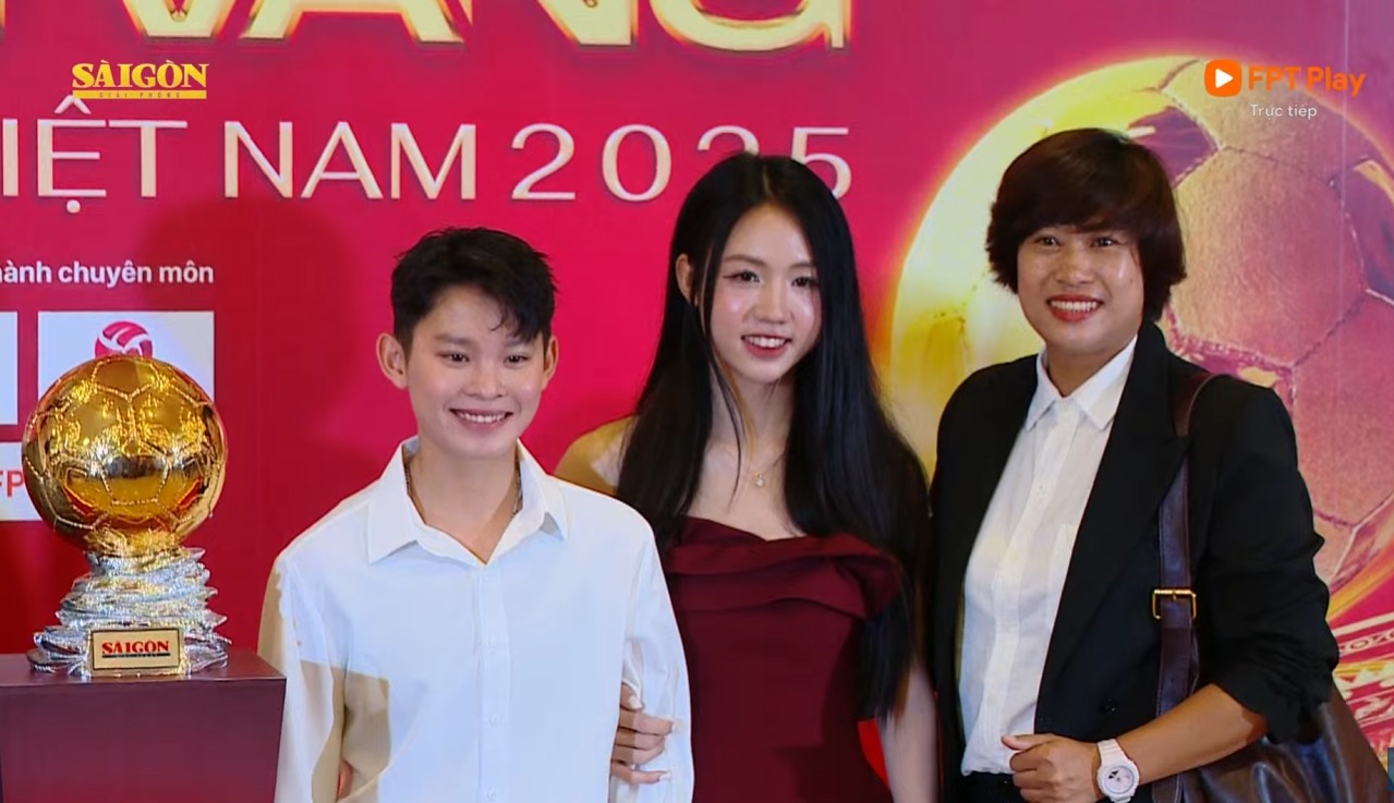 Hotgirl xinh như búp bê cực tình bên Quả bóng Vàng nữ Việt Nam 2025 là ai?- Ảnh 1.