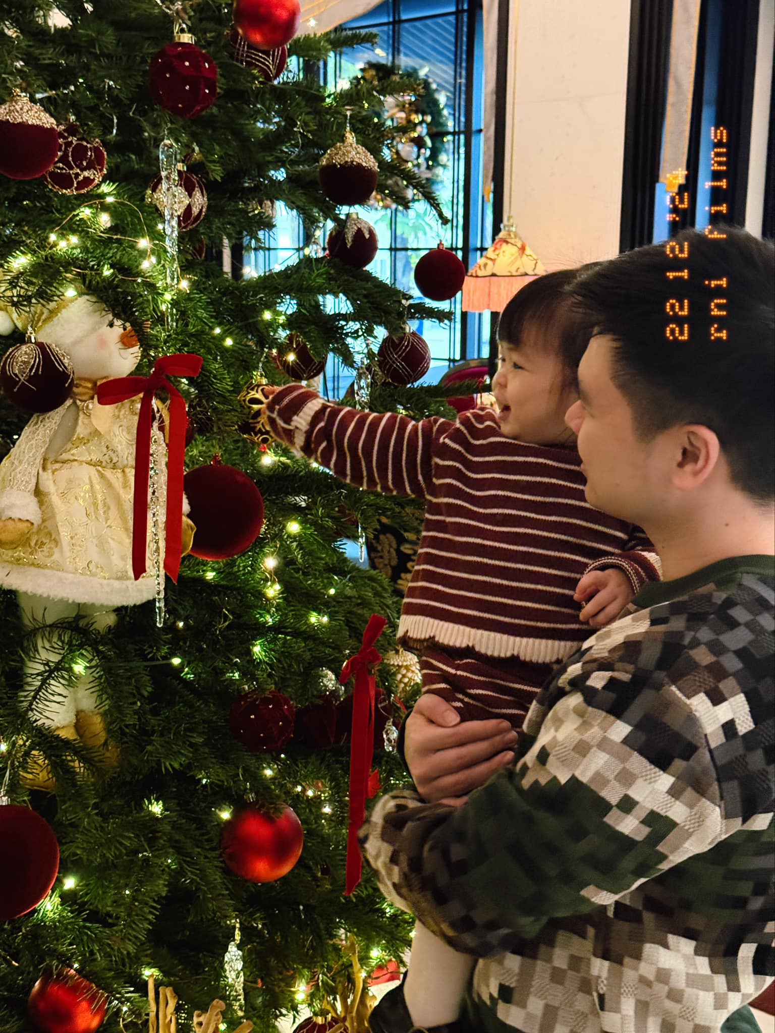 N&oacute;i c&ograve;n chưa s&otilde;i, &aacute;i nữ nh&agrave; Đỗ Mỹ Linh đ&atilde; khiến d&acirc;n mạng tan chảy v&igrave; qu&aacute; kh&eacute;o "nịnh ba"- Ảnh 5.