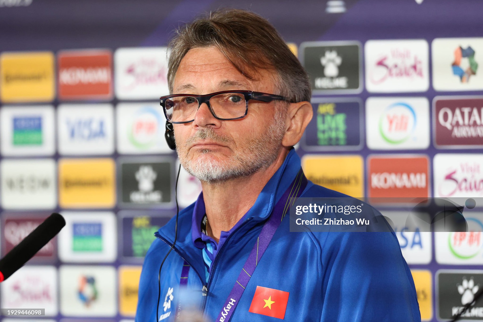 HLV Troussier bất ngờ gửi thông điệp tới người hùng SEA Games của U22 Việt Nam - Ảnh 2. HLV Troussier bất ngờ gửi thông điệp tới người hùng SEA Games của U22 Việt Nam - Ảnh 2.