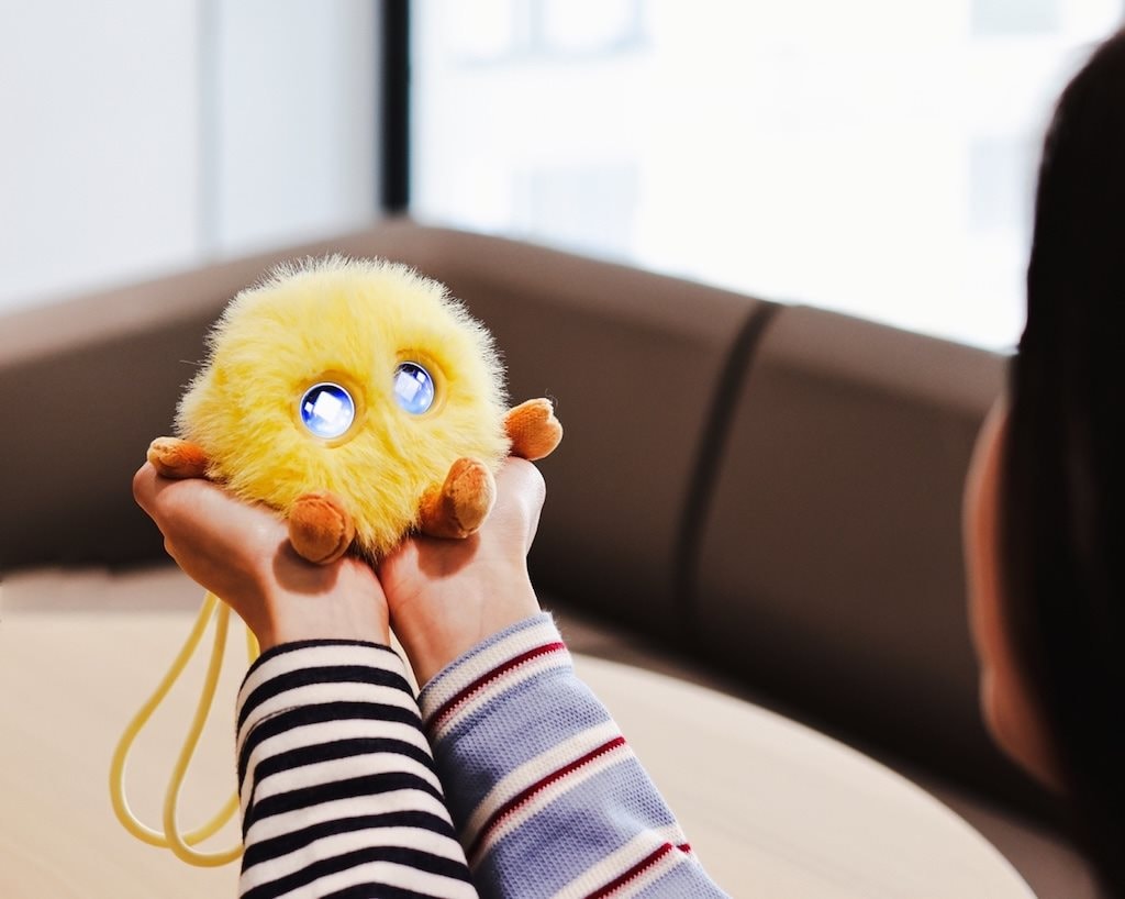 Hết cho robot đấm bốc, người Trung Quốc giờ lại 'h&ocirc; biến' đưa AI v&agrave;o gấu b&ocirc;ng để tạo ra ng&agrave;nh c&ocirc;ng nghiệp tỷ USD - Ảnh 2.