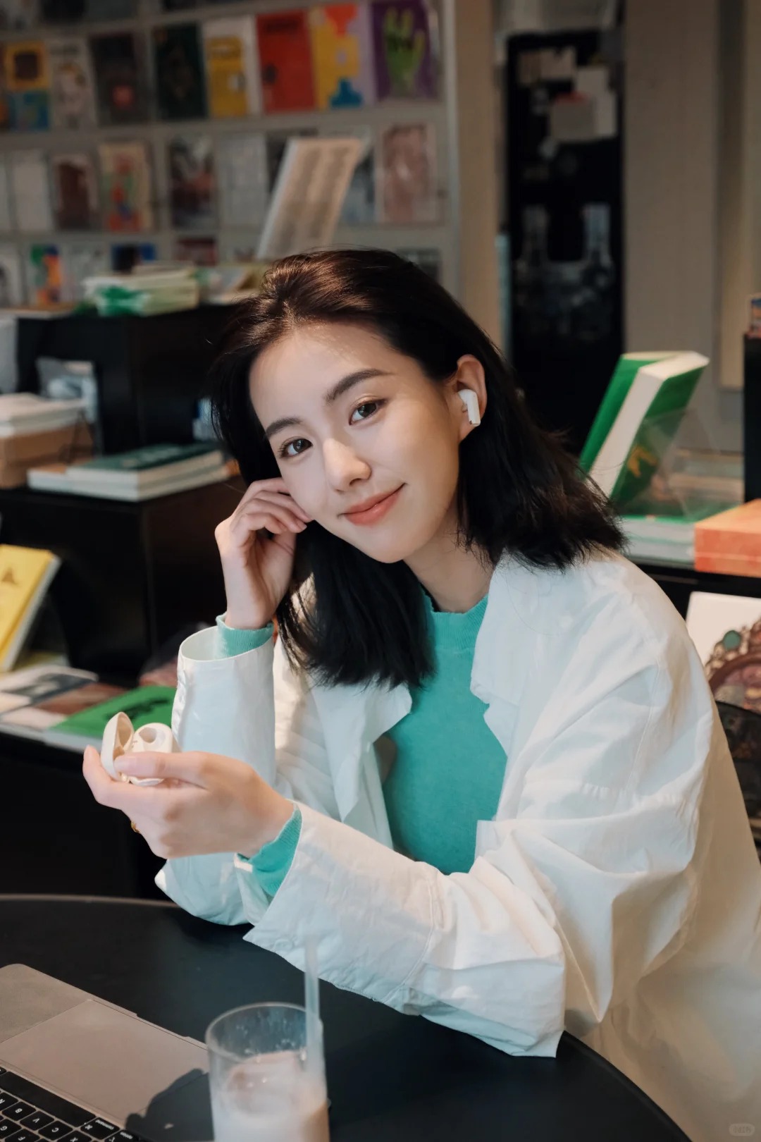 Đ&agrave;n b&agrave; sướng khổ tại t&acirc;m: 3 đặc điểm nhận diện người phụ nữ c&oacute; "kh&iacute; chất phượng ho&agrave;ng", c&agrave;ng c&oacute; tuổi c&agrave;ng an y&ecirc;n - Ảnh 1.