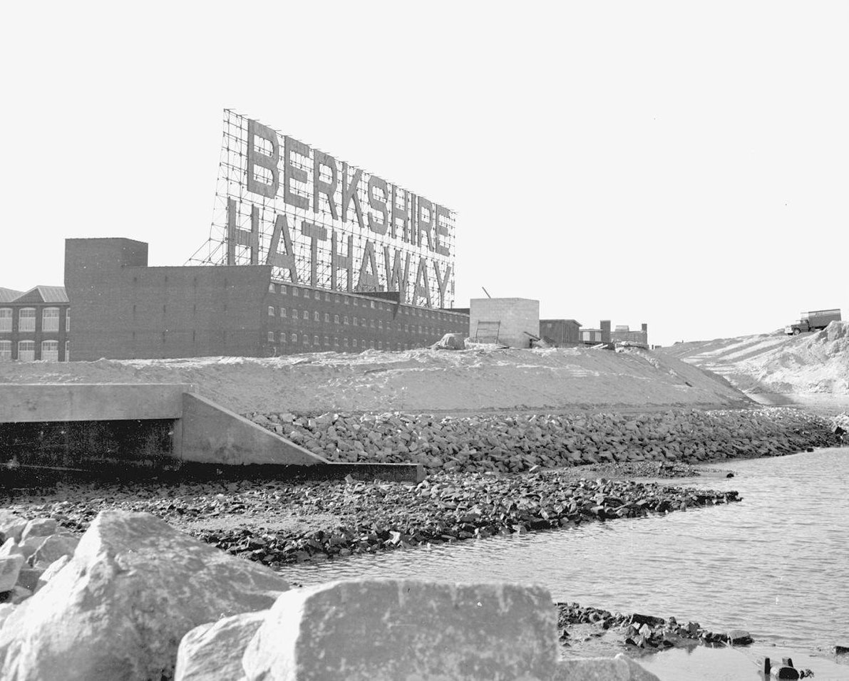 C&uacute; lừa 12,5 xu v&agrave; sai lầm trị gi&aacute; 200 tỷ USD của Warren Buffett: Khi gi&aacute; rẻ trở th&agrave;nh b&agrave;i học đắt đỏ - Ảnh 2.