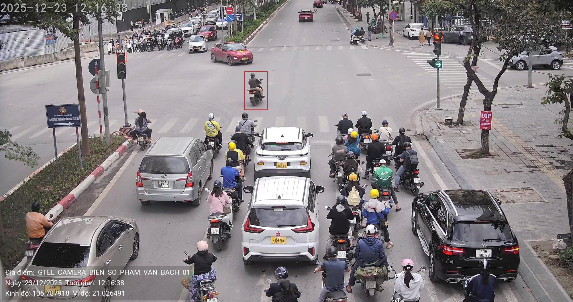 Camera AI ph&aacute;t hiện vi phạm giao th&ocirc;ng vượt trội tại Hy Lạp v&agrave; H&agrave; Nội - Ảnh 2.