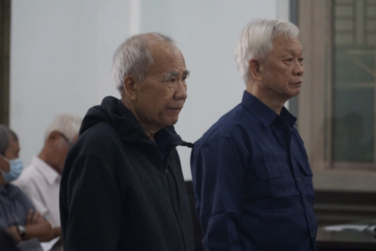 2 Cựu Chủ tịch tỉnh Kh&aacute;nh H&ograve;a v&agrave; 2 cựu Thiếu tướng qu&acirc;n đội hầu t&ograve;a v&igrave; Vi phạm ph&aacute;p luật - Ảnh 1.