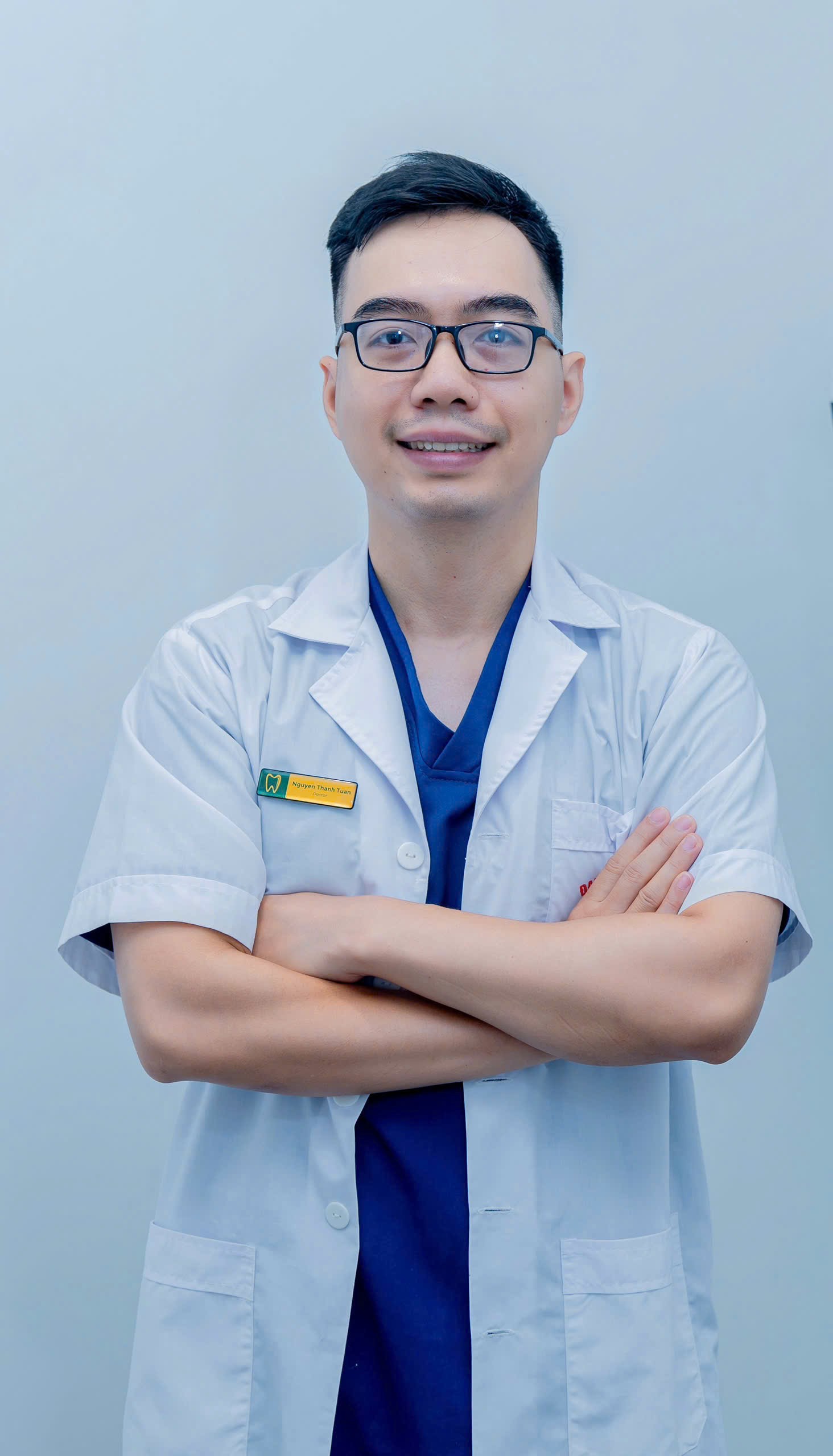 Cận cảnh thứ b&ecirc;n trong của b&agrave;n chải điện khiến nhiều người r&ugrave;ng m&igrave;nh: BS n&oacute;i g&igrave;?- Ảnh 2.