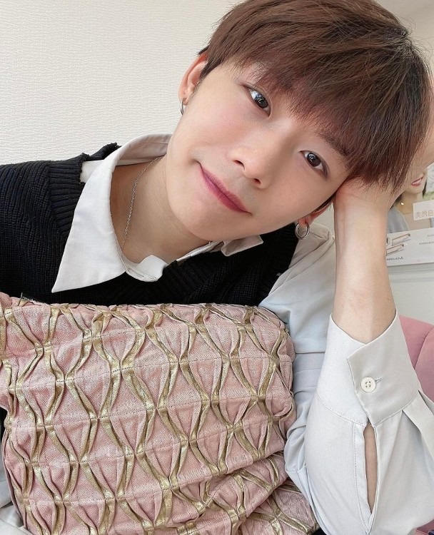 Cặp mỹ nh&acirc;n 2K6 - ca sĩ 93 lộ clip th&acirc;n mật, sao trước đ&oacute; c&ograve;n chối đ&acirc;y đẩy chuyện y&ecirc;u đương- Ảnh 6.