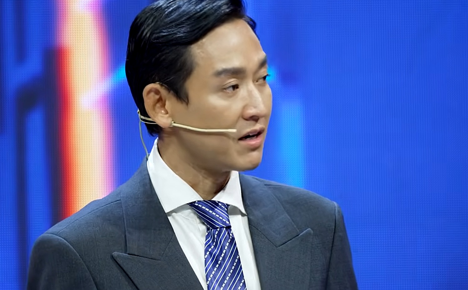 Trấn Th&agrave;nh h&agrave;i hước nhắc 1 đ&agrave;n em: "T&ocirc;i kh&ocirc;ng th&iacute;ch bạn rồi đấy"- Ảnh 1.