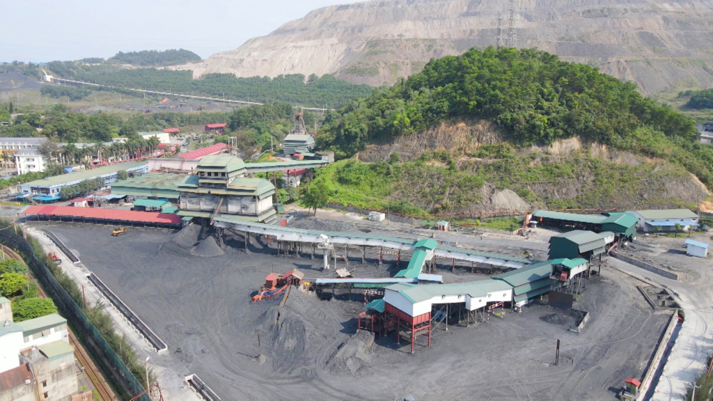 Bất chấp mu&ocirc;n v&agrave;n kh&oacute; khăn, doanh nghiệp hơn 40 năm tuổi tạo kỳ t&iacute;ch chưa từng c&oacute; trong lịch sử- Ảnh 1.