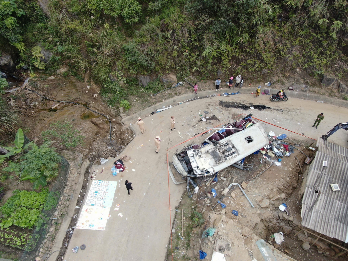 Đề xuất x&acirc;y dựng c&ocirc;ng tr&igrave;nh tưởng niệm đo&agrave;n thiện nguyện tử nạn tại L&agrave;o Cai - Ảnh 1.