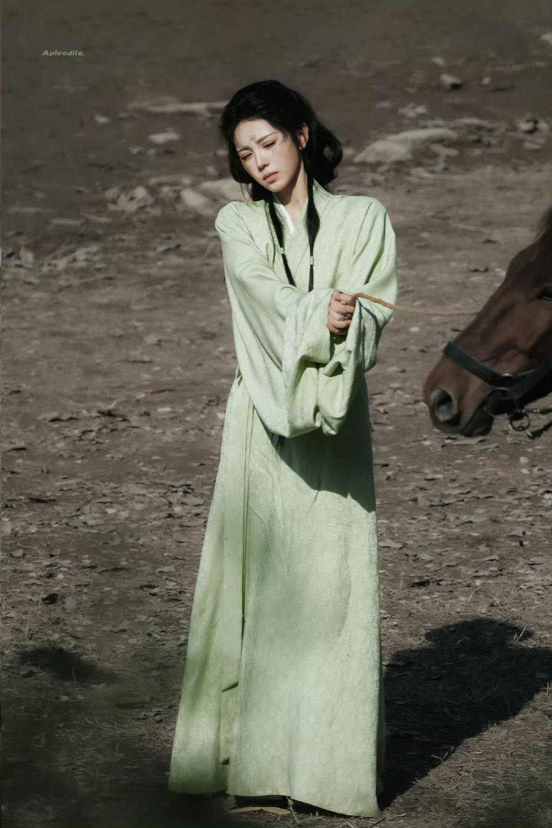 - Ảnh 4. - Ảnh 4.