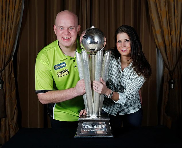 Gấp đôi nỗi sầu: Sao thể thao vật vã khi ly hôn, ai ngờ 7 tháng sau vợ cũ đã sinh con cho tình mới- Ảnh 1. Gấp đôi nỗi sầu: Sao thể thao vật vã khi ly hôn, ai ngờ 7 tháng sau vợ cũ đã sinh con cho tình mới- Ảnh 1.