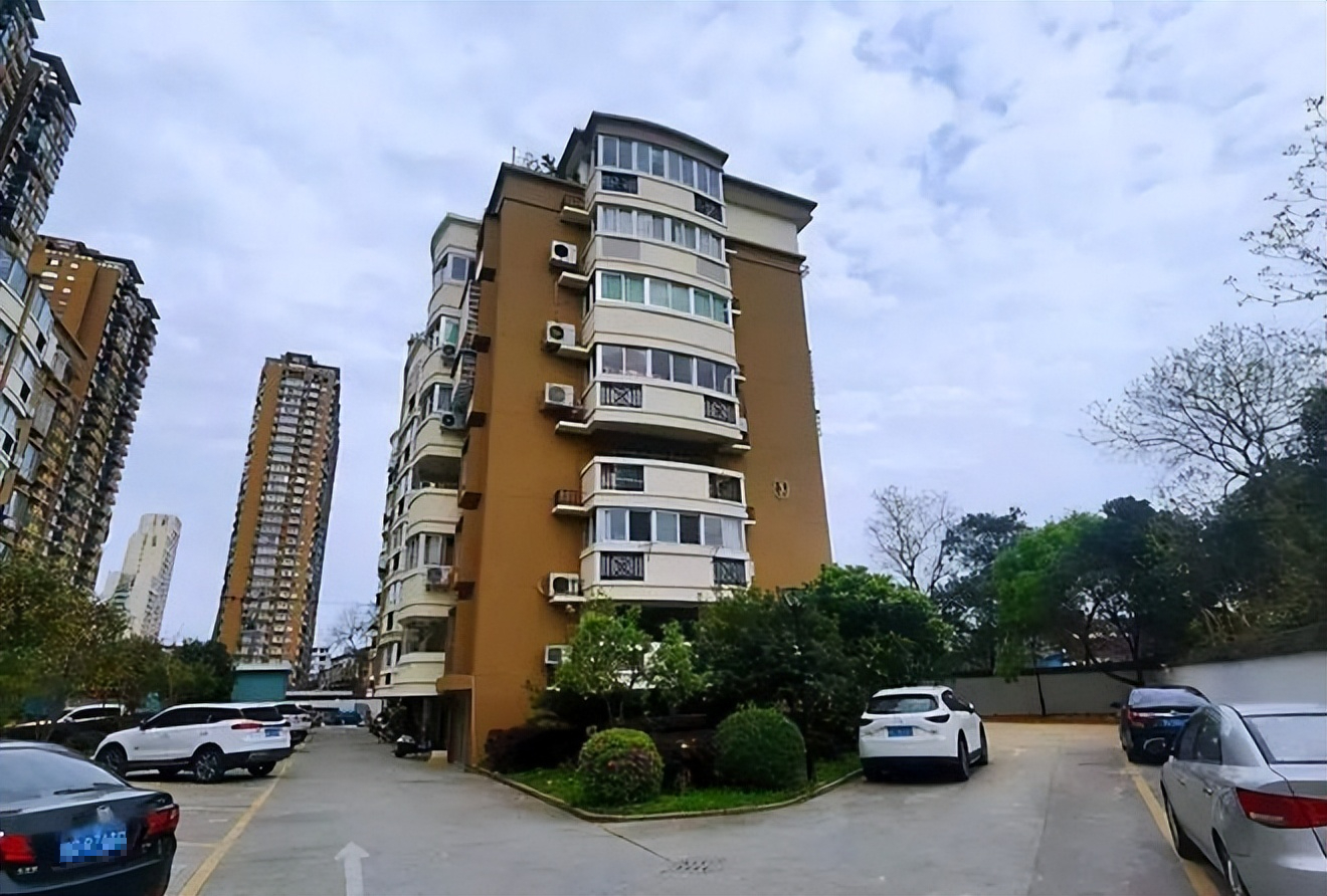 Khám phá lý do từ bỏ căn hộ cao tầng để sống ở nhà cũ - Ảnh 5.