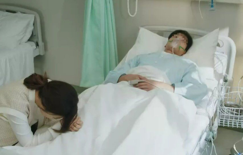 Nam Nhân Viên Marketing Nhận 