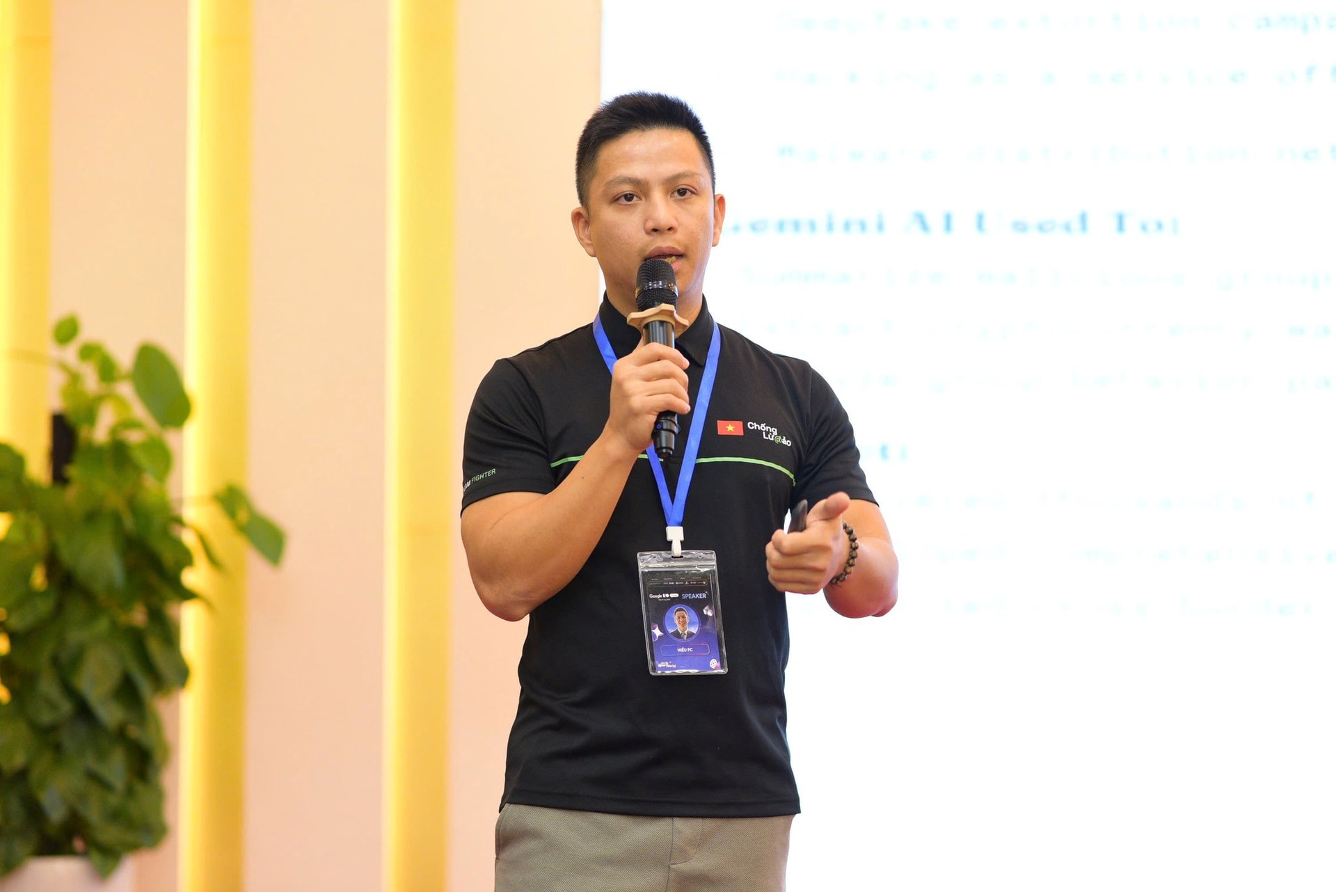 Zalo cập nhật điều khoản mới: Sự thật v&agrave; &yacute; kiến chuy&ecirc;n gia về quyền ri&ecirc;ng tư - Ảnh 1.