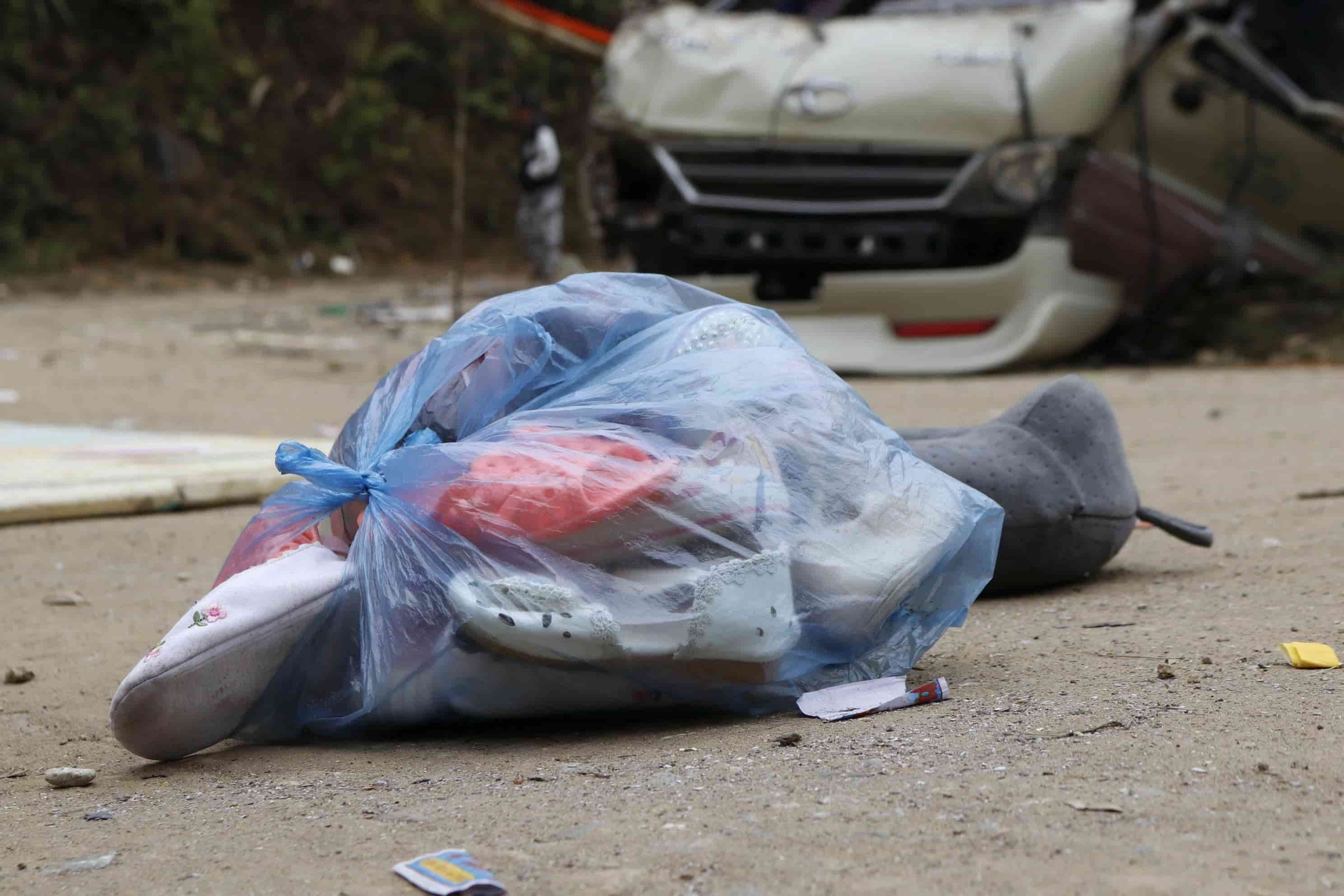 - Ảnh 6. - Ảnh 6.