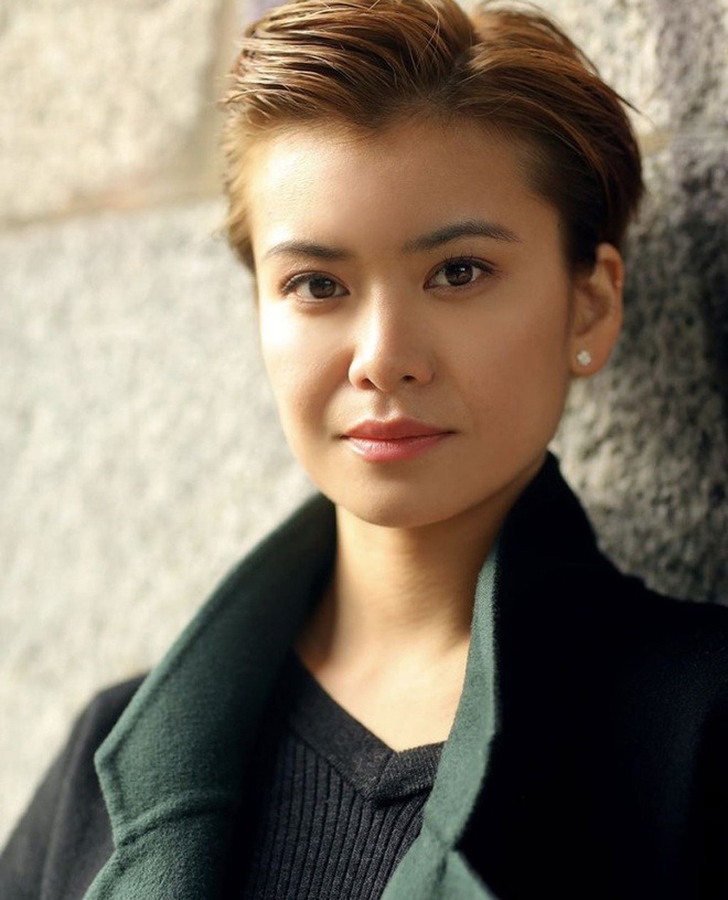 Không thể tin đây là mỹ nhân bị ghét nhất Harry Potter, U40 mà đẹp ăn đứt cả lúc mới vào nghề- Ảnh 7. Không thể tin đây là mỹ nhân bị ghét nhất Harry Potter, U40 mà đẹp ăn đứt cả lúc mới vào nghề- Ảnh 7.