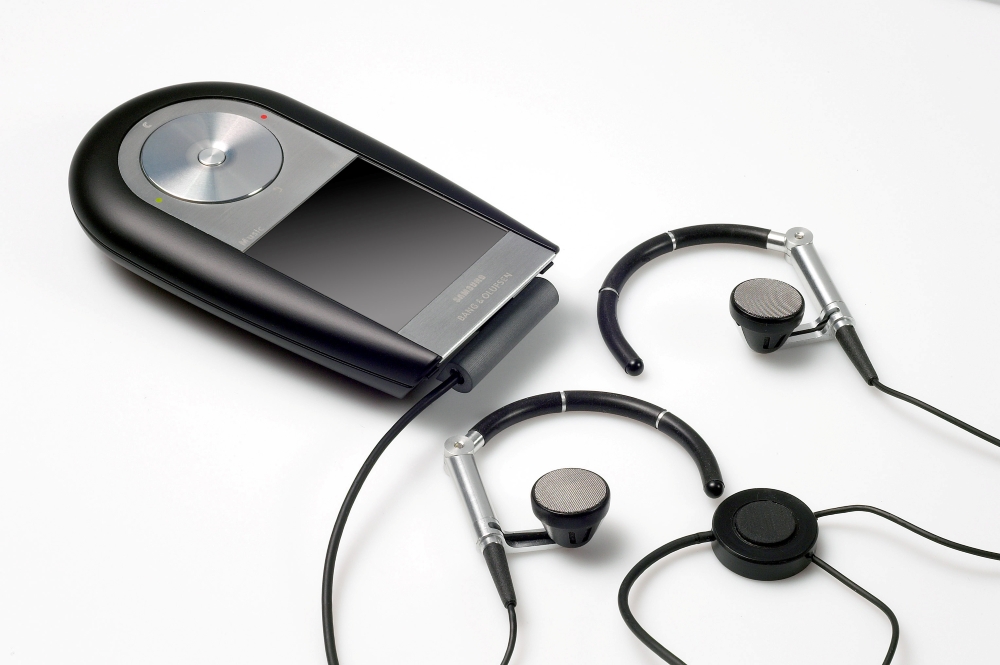 Nhà báo Nhật bay sang Hàn Quốc mua Galaxy Z TriFold: Đam mê công nghệ điện thọai gập - Ảnh 3.