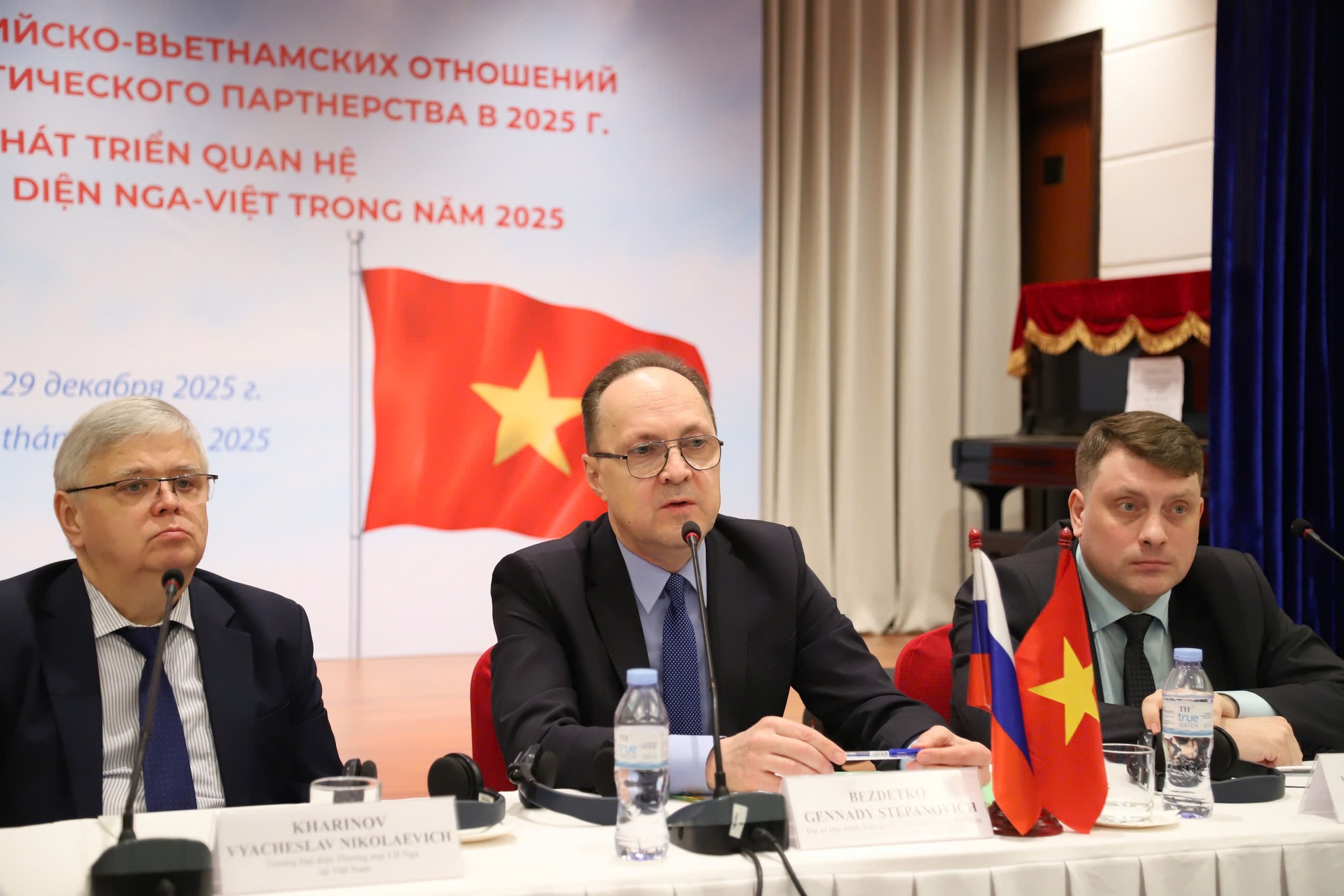 - Ảnh 2. - Ảnh 2.