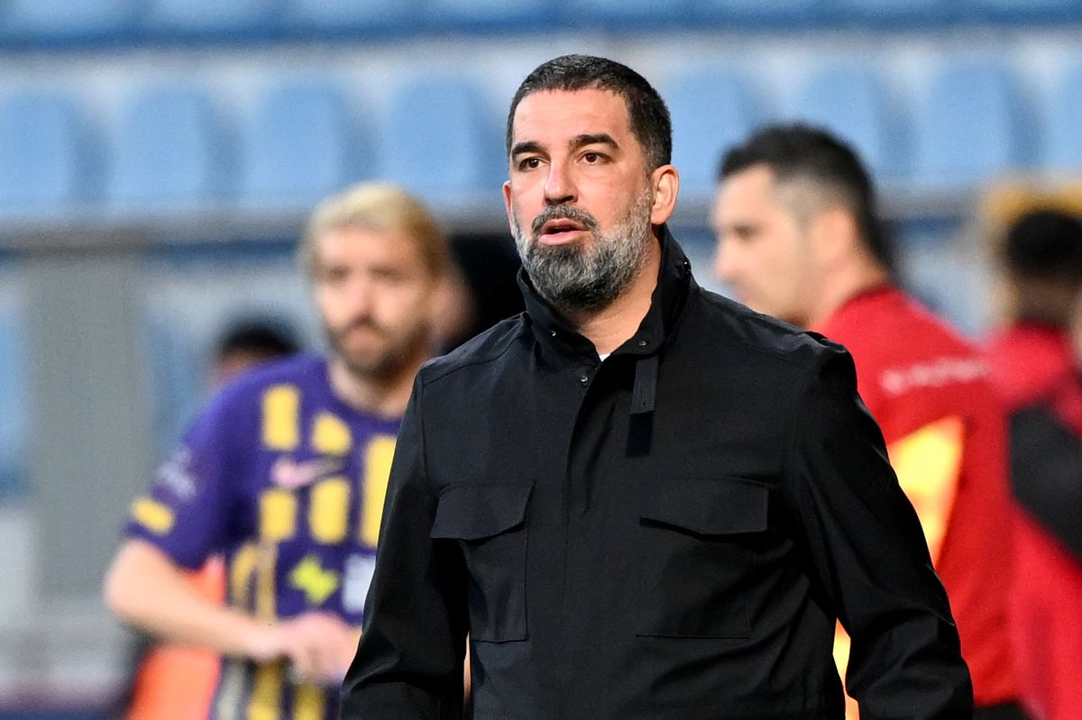 Nữ giám đốc bật khóc nức nở khi bị tuyên án 102 năm tù vì lừa đảo khiến loạt sao bóng đá mất tiền tỷ- Ảnh 3.