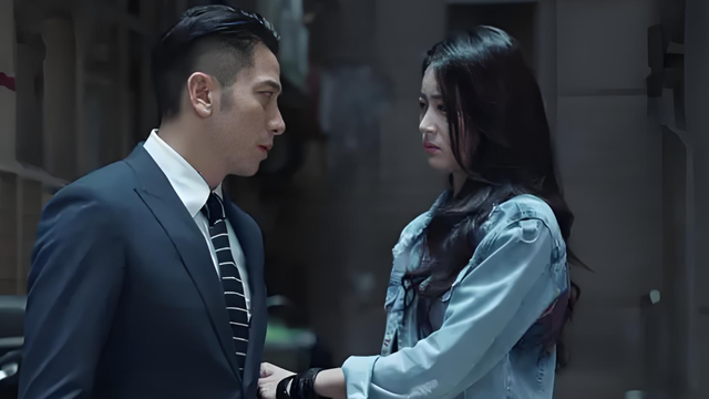 Ban ngày vợ hiền như cục bột nhưng đến khi trời tối, tắt đèn chìm vào giấc ngủ là mọi thứ đảo lộn khiến tôi sợ hãi- Ảnh 1.