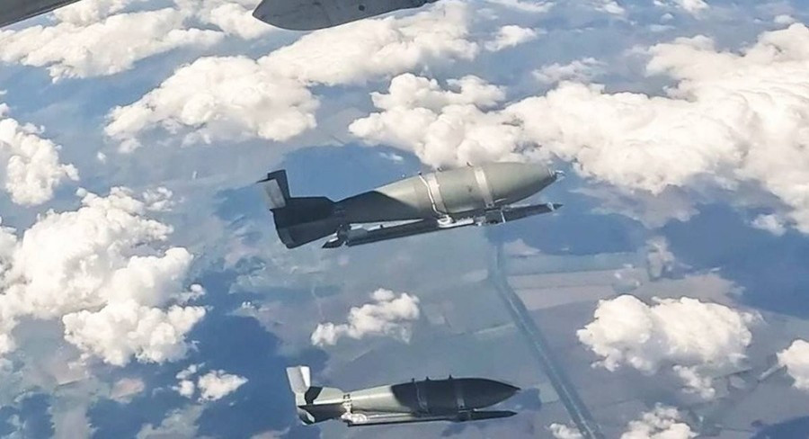 Thuốc giải độc cho bom lượn tầm xa: Giải pháp từ Ukraine - Ảnh 1.