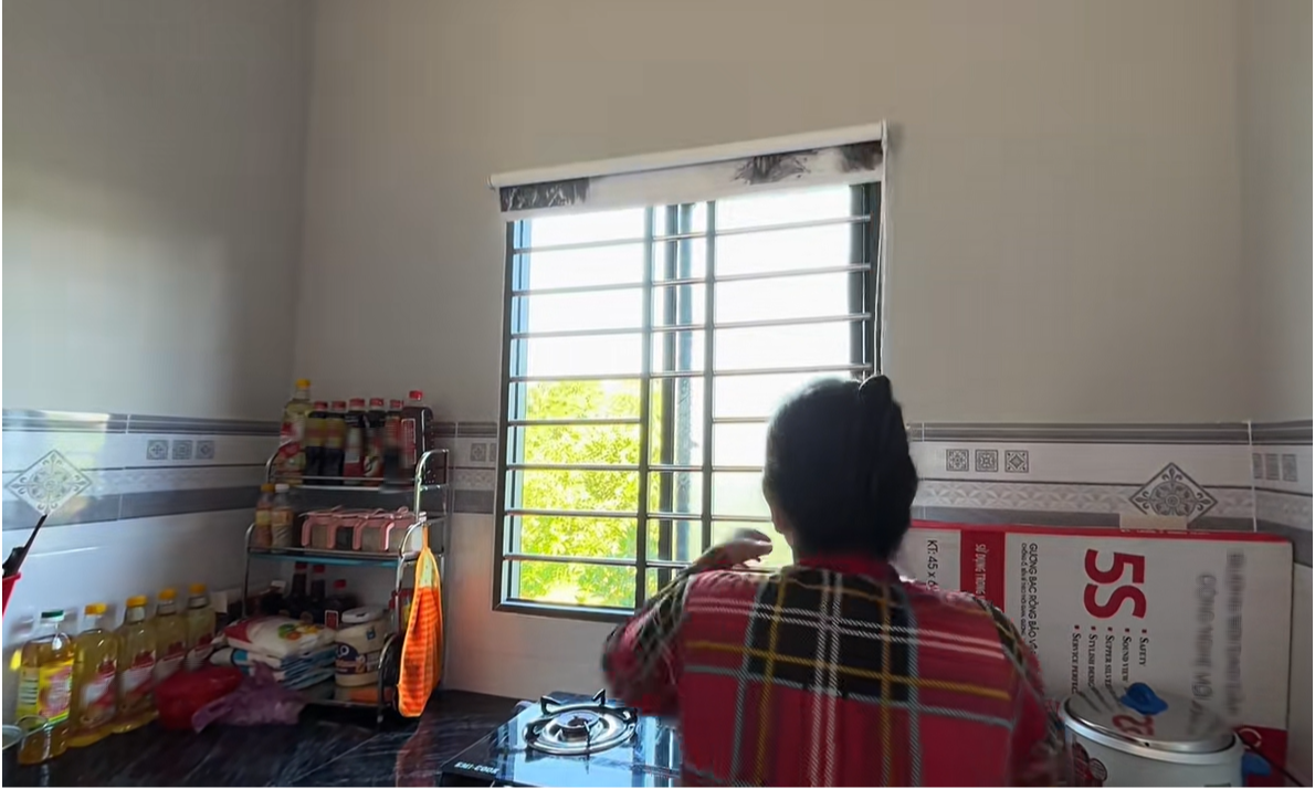 Ch&uacute; Ba Minh "nhặt vợ" nổi tiếng l&agrave;m t&acirc;n gia nh&agrave; mới, vợ cũ xuất hiện: Diễn biến h&uacute;t 1,5 triệu người - Ảnh 5.