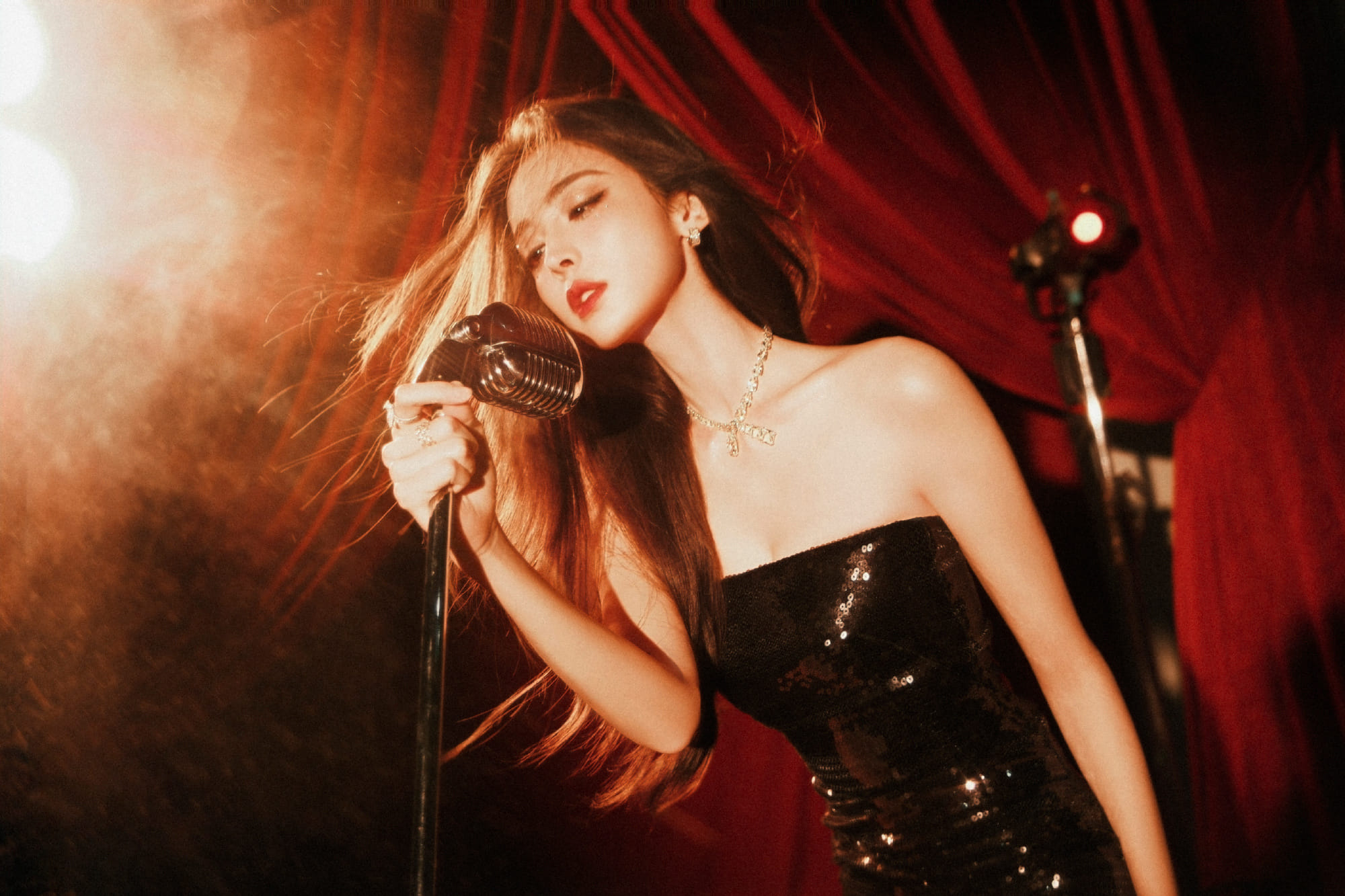 - Ảnh 3. - Ảnh 3.