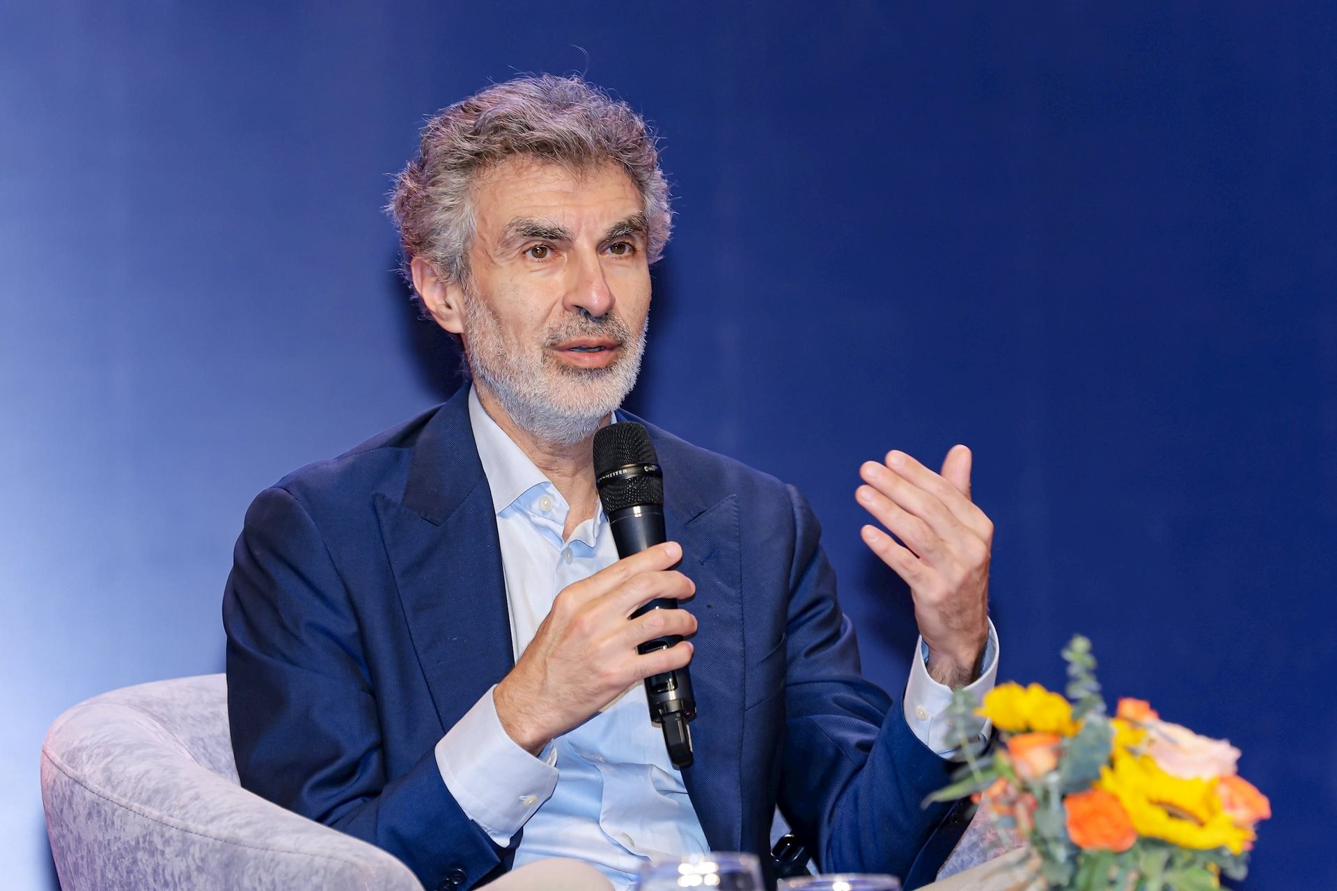 Ba “Cha đẻ” kiệt xuất giới khoa học tranh luận về một lĩnh vực trị giá hàng nghìn tỷ USD tại Việt Nam - Ảnh 3.