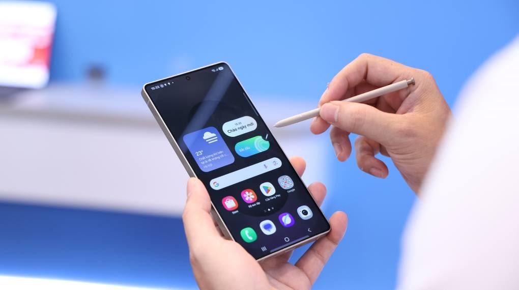 Giảm cực mạnh, chiếc điện thoại này đang "át vía" iPhone 17 Pro Max - Ảnh 7.