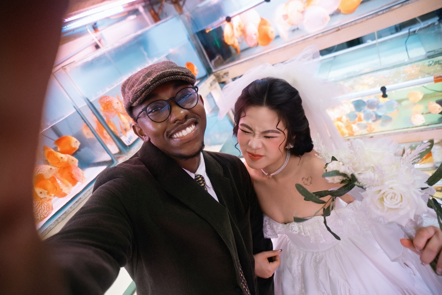 Bộ ảnh cưới cô dâu Việt và chú rể châu Phi viral nhất lúc này- Ảnh 2. Bộ ảnh cưới cô dâu Việt và chú rể châu Phi viral nhất lúc này- Ảnh 2.