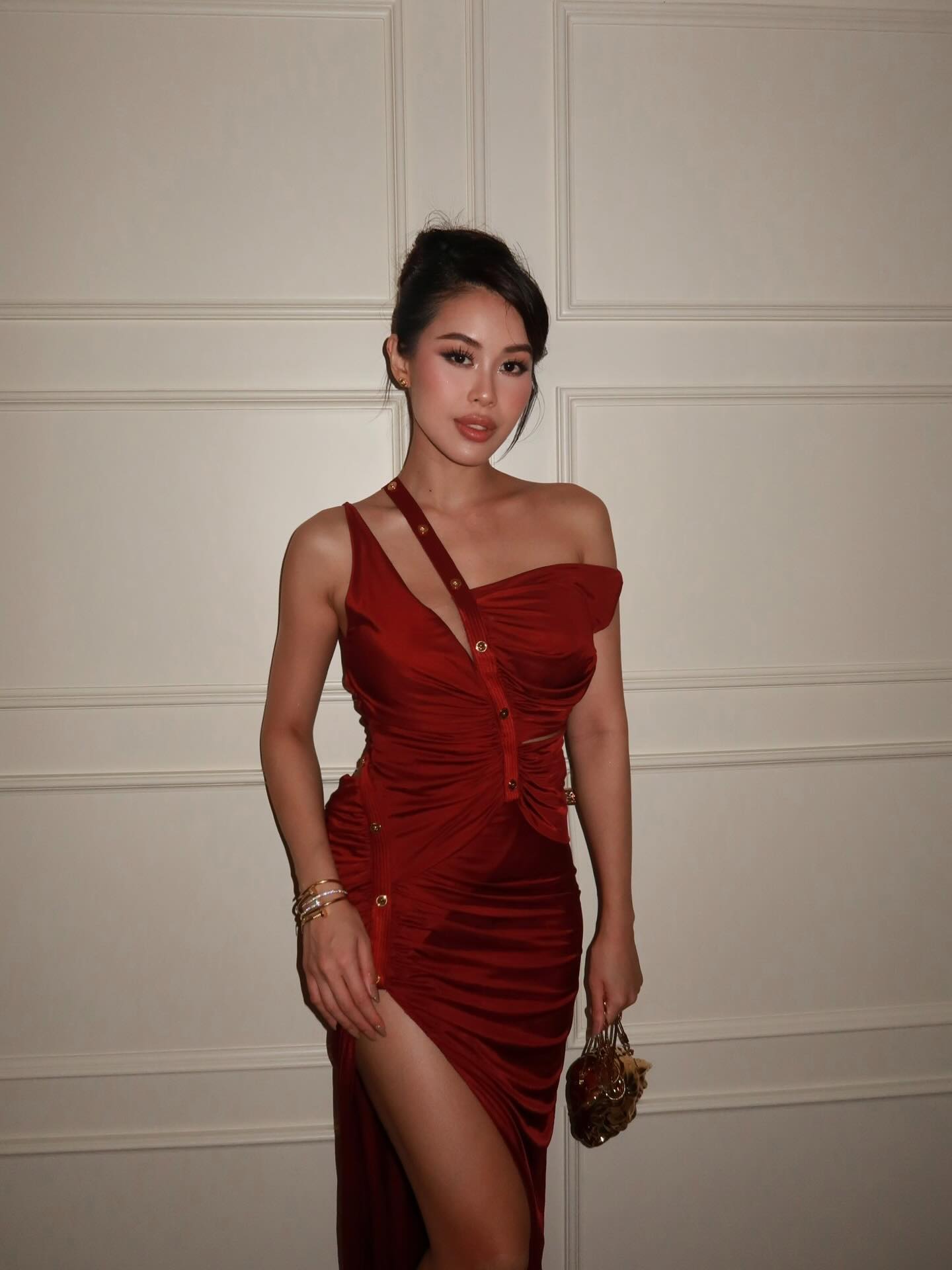 Đội hình đi ăn cưới sang nhất Việt Nam của các con tỷ phú Johnathan Hạnh Nguyễn- Ảnh 1.