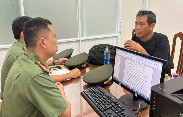 Bắt giữ tội phạm ma túy quốc tế Omokeev Ulukbek theo lệnh truy nã đỏ của Interpol - Ảnh 1.