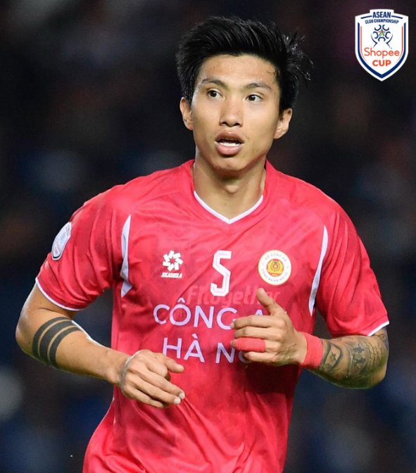 'Cơn lốc đường biên' gây sốt ở cúp C1 Đông Nam Á, ĐT Việt Nam đón 'siêu viện binh' tái đấu Malaysia