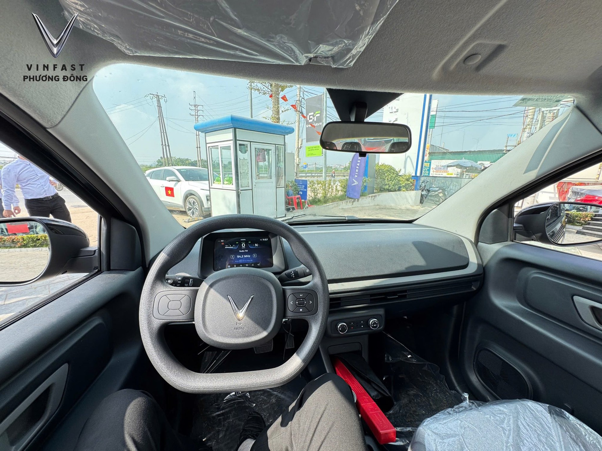 VinFast Minio Green về đại lý: Sẵn sàng giao khách ngay tháng này, chạy 210km/sạc, nhiều chi tiết như VF 3- Ảnh 4.