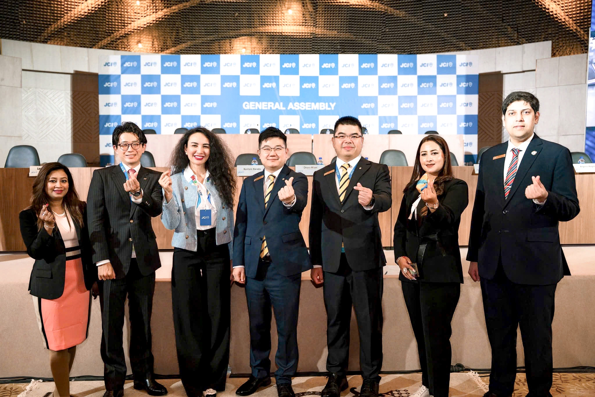 Hoa hậu Ngọc Diễm được bầu làm Phó chủ tịch - Ảnh 1. Hoa hậu Ngọc Diễm được bầu làm Phó chủ tịch - Ảnh 1.