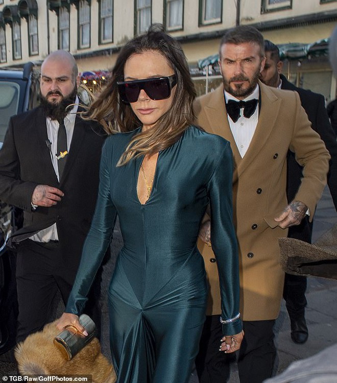 Kém miếng khó chịu: Nhà Beckham lên đồ Kém miếng khó chịu: Nhà Beckham lên đồ