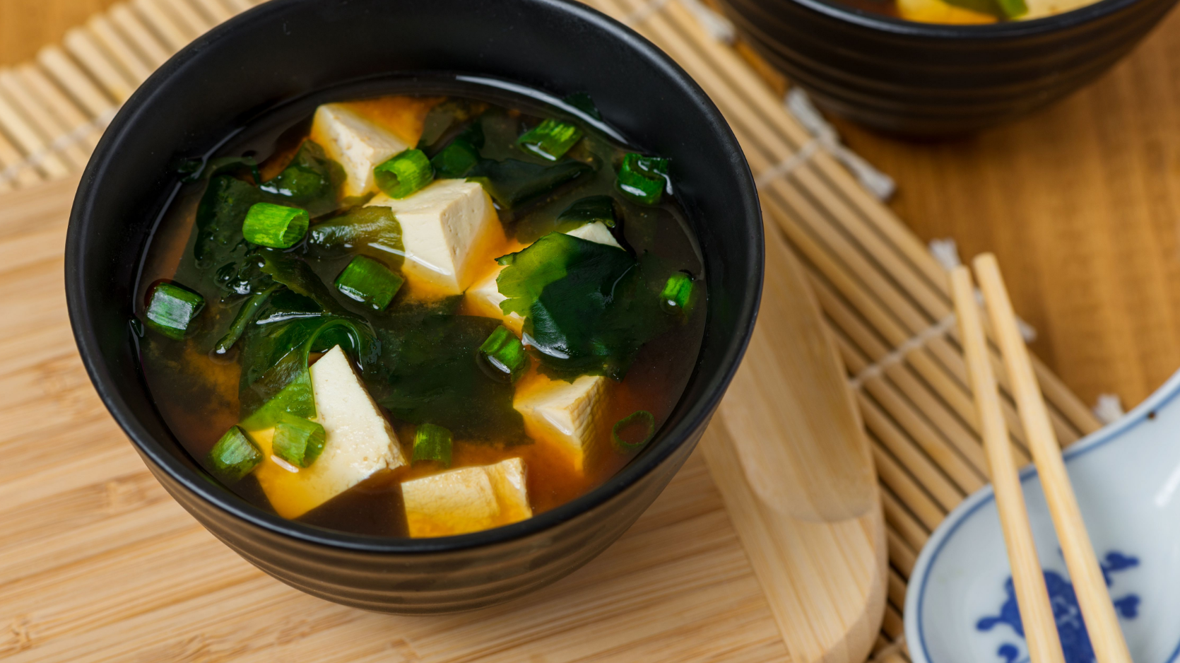 Nhìn đơn giản, nhưng người Nhật luôn áp dụng 5 thói quen này khi ăn trưa để trẻ đẹp và trường thọ hơn, tiếc là nhiều người hay làm ngược lại- Ảnh 3.