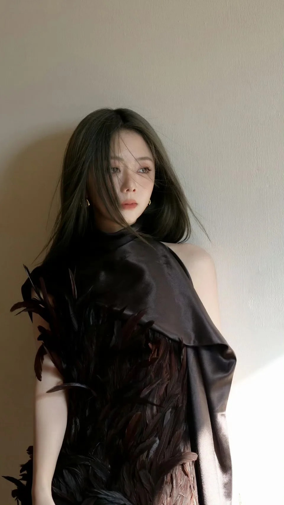 Soi tướng mặt Đàm Tùng Vận: Không cằm V-line vẫn là "nữ thần thanh xuân", sở hữu nét "hút lộc" nhiều phụ nữ ao ước - Ảnh 6. Soi tướng mặt Đàm Tùng Vận: Không cằm V-line vẫn là "nữ thần thanh xuân", sở hữu nét "hút lộc" nhiều phụ nữ ao ước - Ảnh 6.