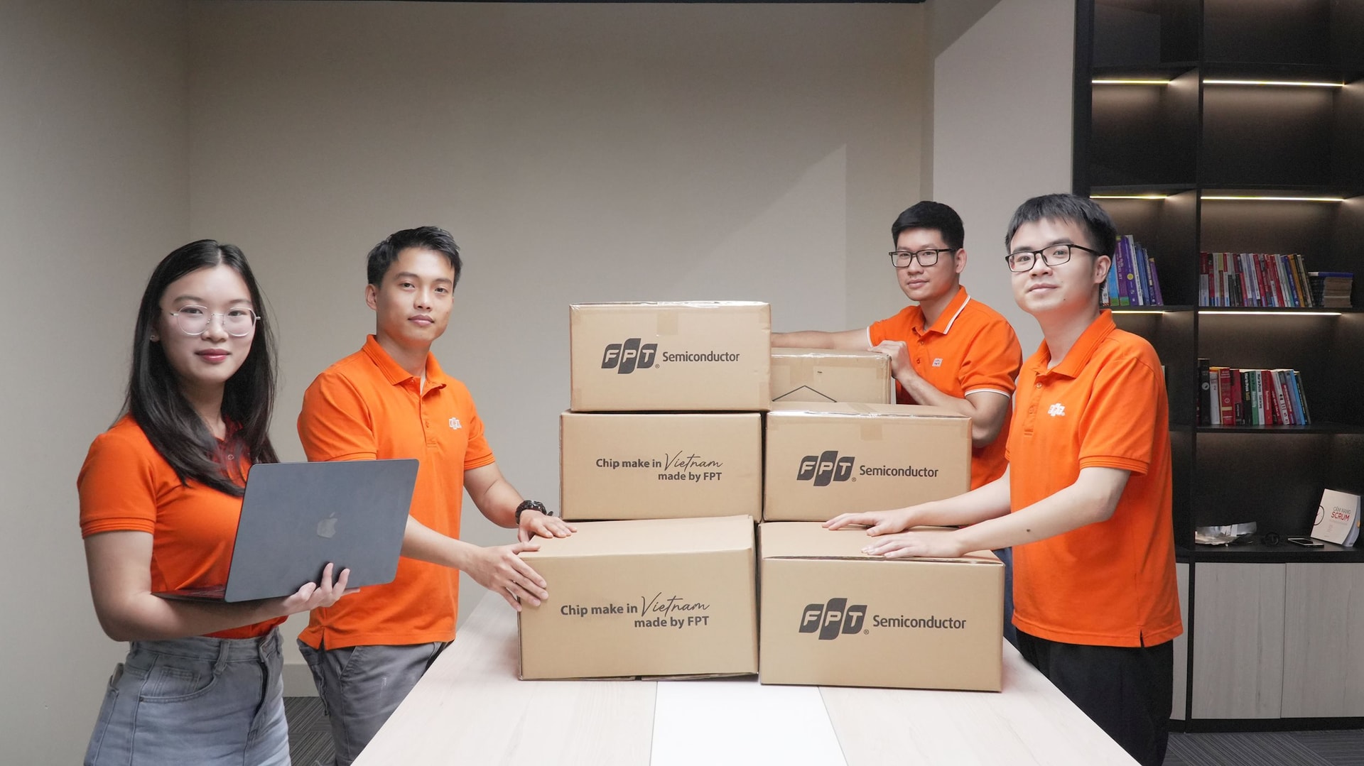 N&oacute;ng: Việt Nam đ&atilde; c&oacute; l&ocirc; chip nguồn xuất khẩu sang thị trường Nhật Bản - Ảnh 3.