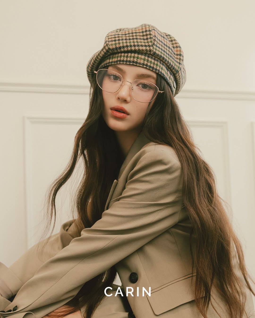 Mỹ nhân lai bị "đuổi cổ" khỏi nhóm nữ nổi loạn nhất Kbiz: Sự nghiệp tiêu tan, nguy cơ gánh số nợ khổng lồ - Ảnh 3.