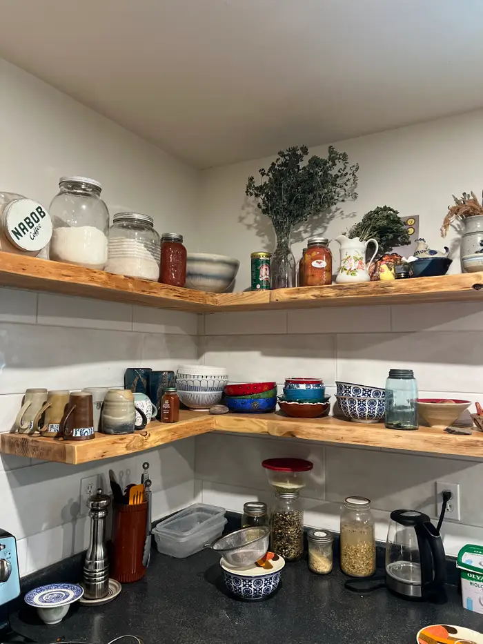 Đ&ocirc;i vợ chồng mua đất nghỉ hưu sớm: Cuộc sống tự cung tự cấp - Ảnh 6.