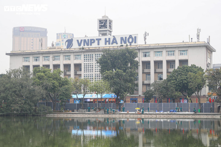 Ph&aacute;o hoa H&agrave; Nội ch&agrave;o đ&oacute;n năm mới 2026: Sẵn s&agrave;ng cho m&agrave;n tr&igrave;nh diễn rực rỡ - Ảnh 2.